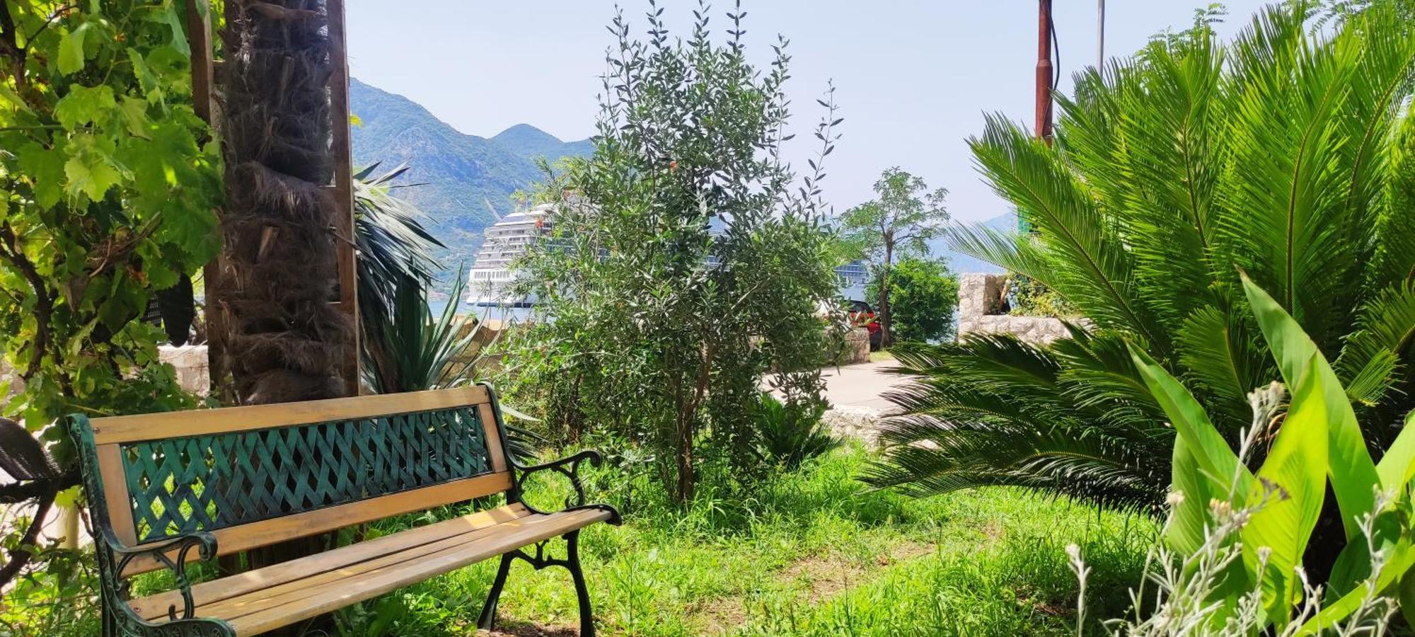 Kadena Apartments Котор Экстерьер фото